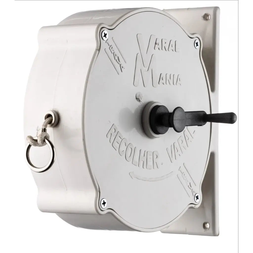 Varal retrátil 30 metros + 10 prendedores e buchas para instalação inclusas